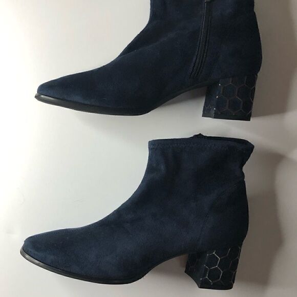 NWT Ron White Rapisardi collection. Odia boots. - Picture 3 of 12